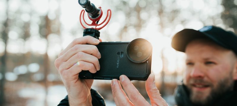 Turn Your iPhone Into A PRO CAMERA